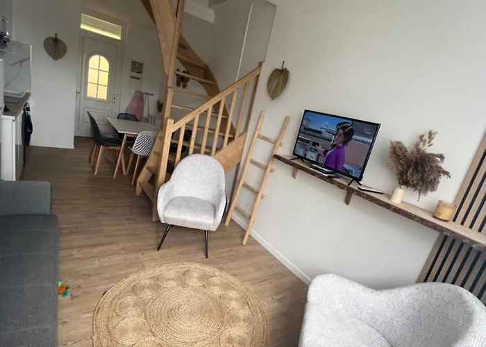 Appartement 2 Chambres Proche Plage , Centre Ville , Phare