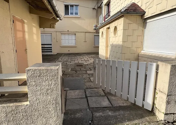 Appartement 2 Chambres Proche Plage , Centre Ville , Phare